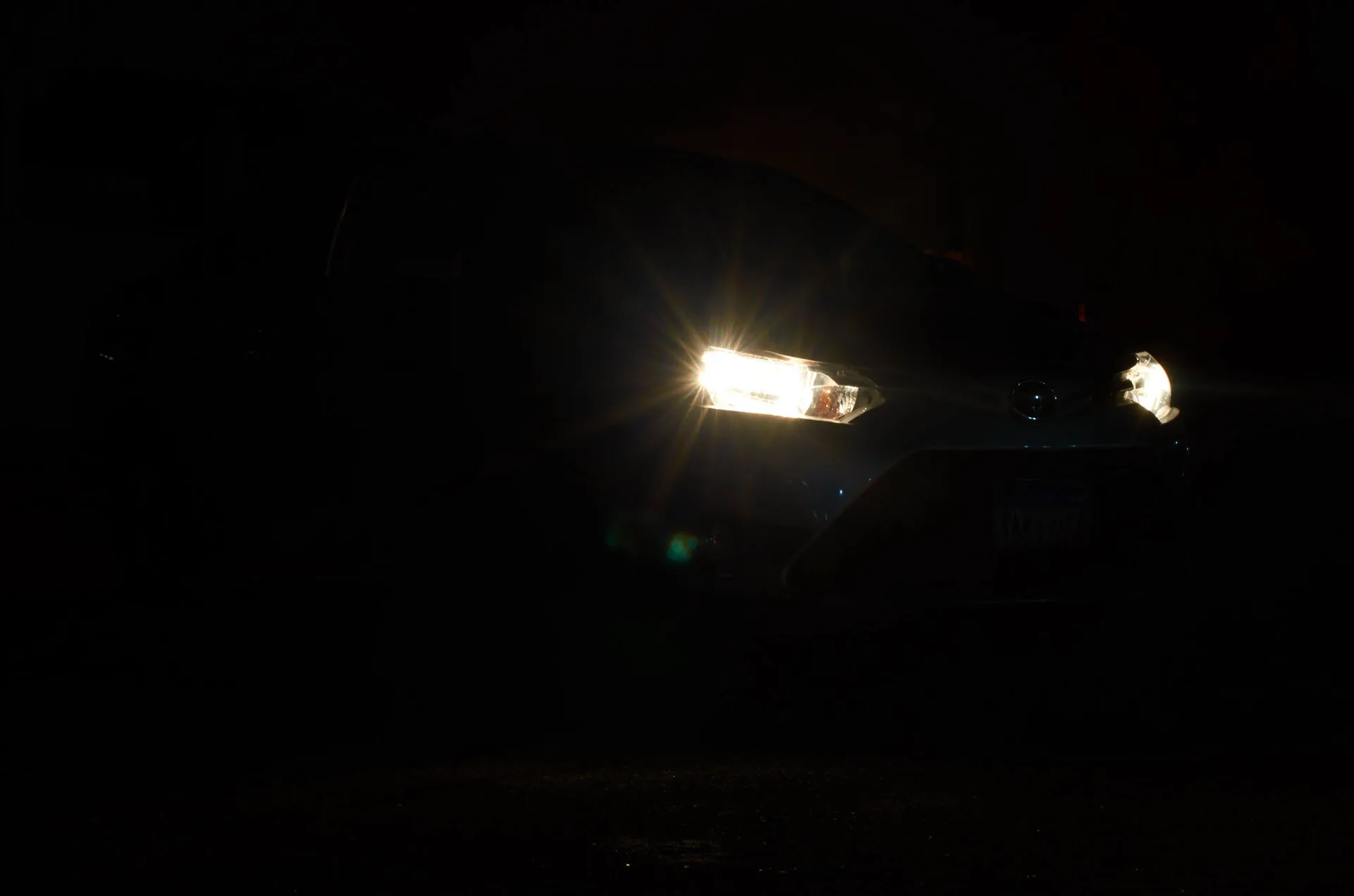 Glowing Yaris, 16-a44431