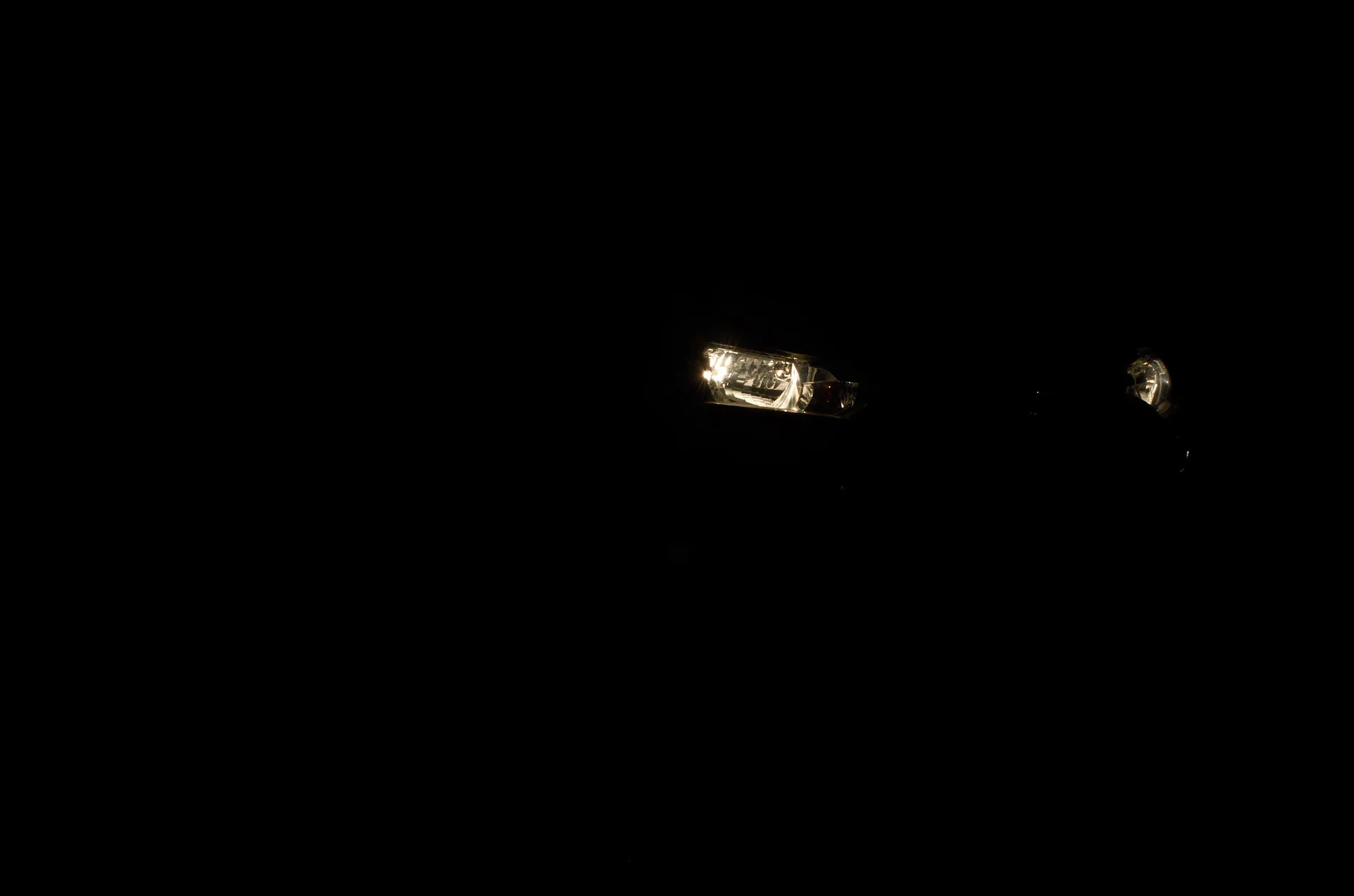 Glowing Yaris, 17-e369e5